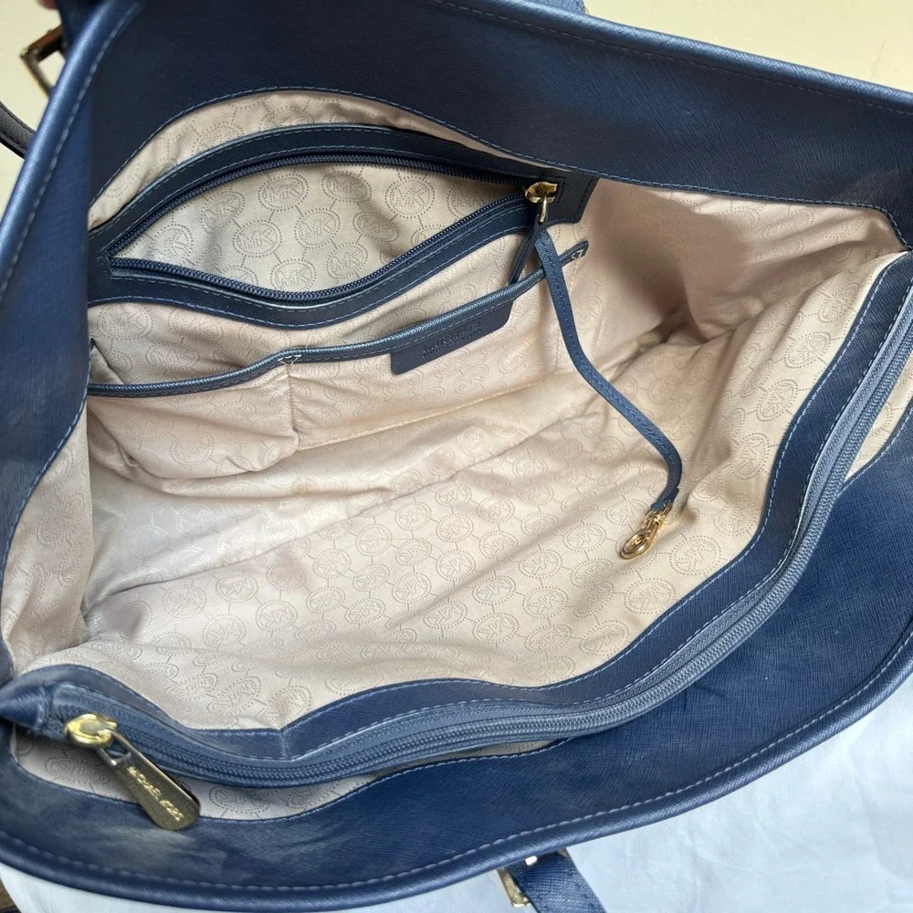Michael Kors this navy